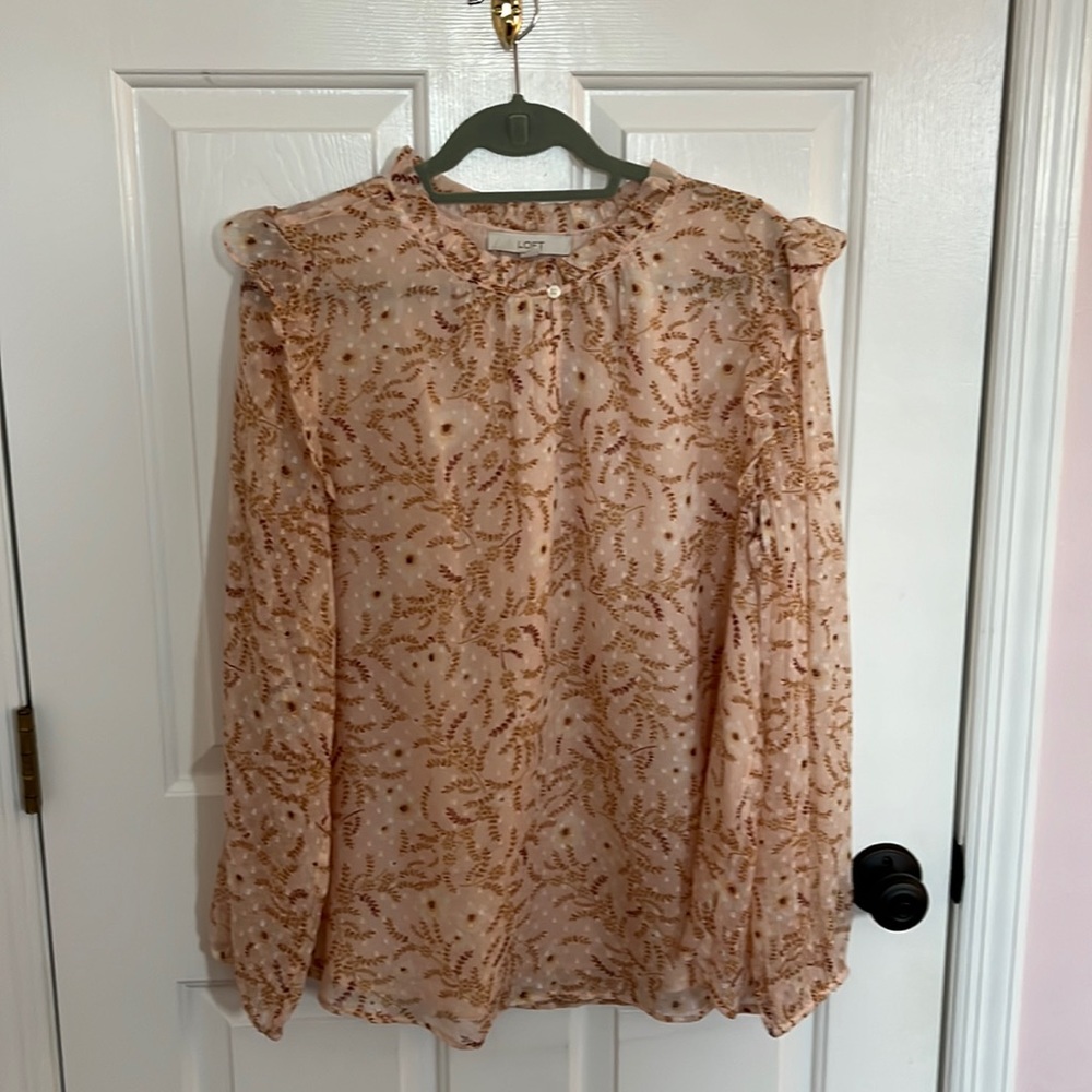 Ruffle sleeve blouse
